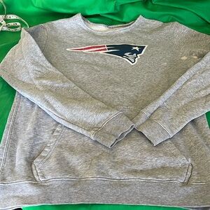 Used sweater shirts size M by Nike